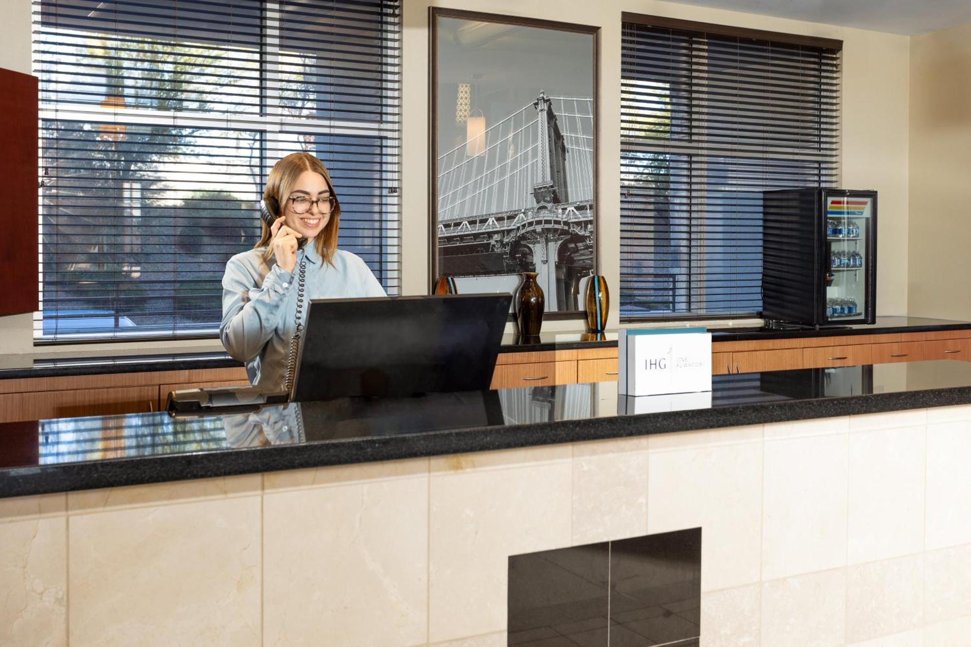 Staybridge Suites Las Vegas - Stadium District Eksteriør bilde